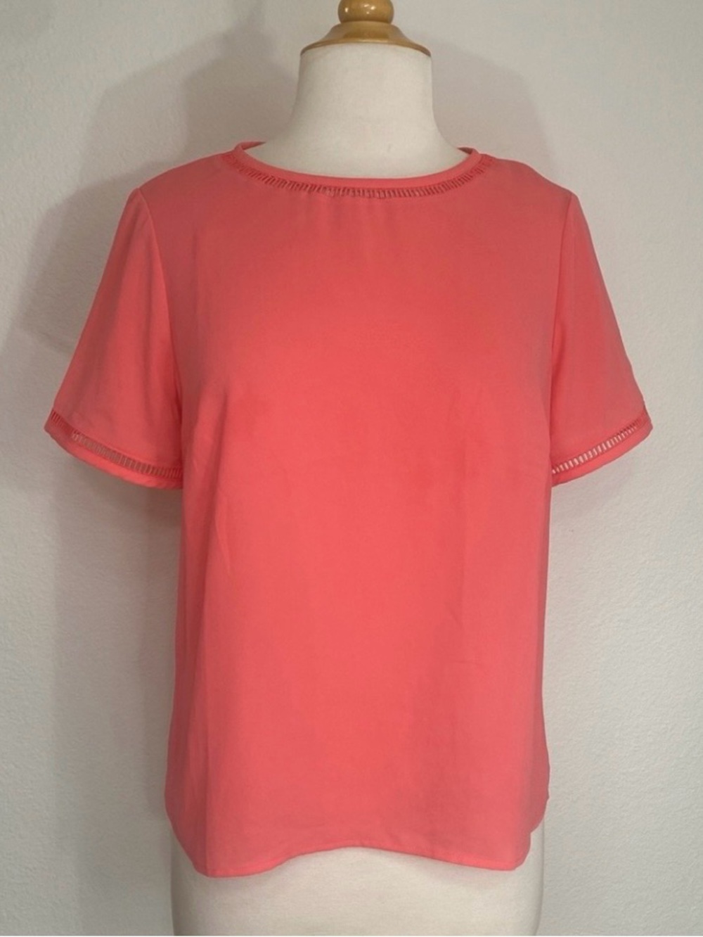 J. Crew Women's Coral Short Sleeve Blouse Size Small Coastal Classic Minimalist